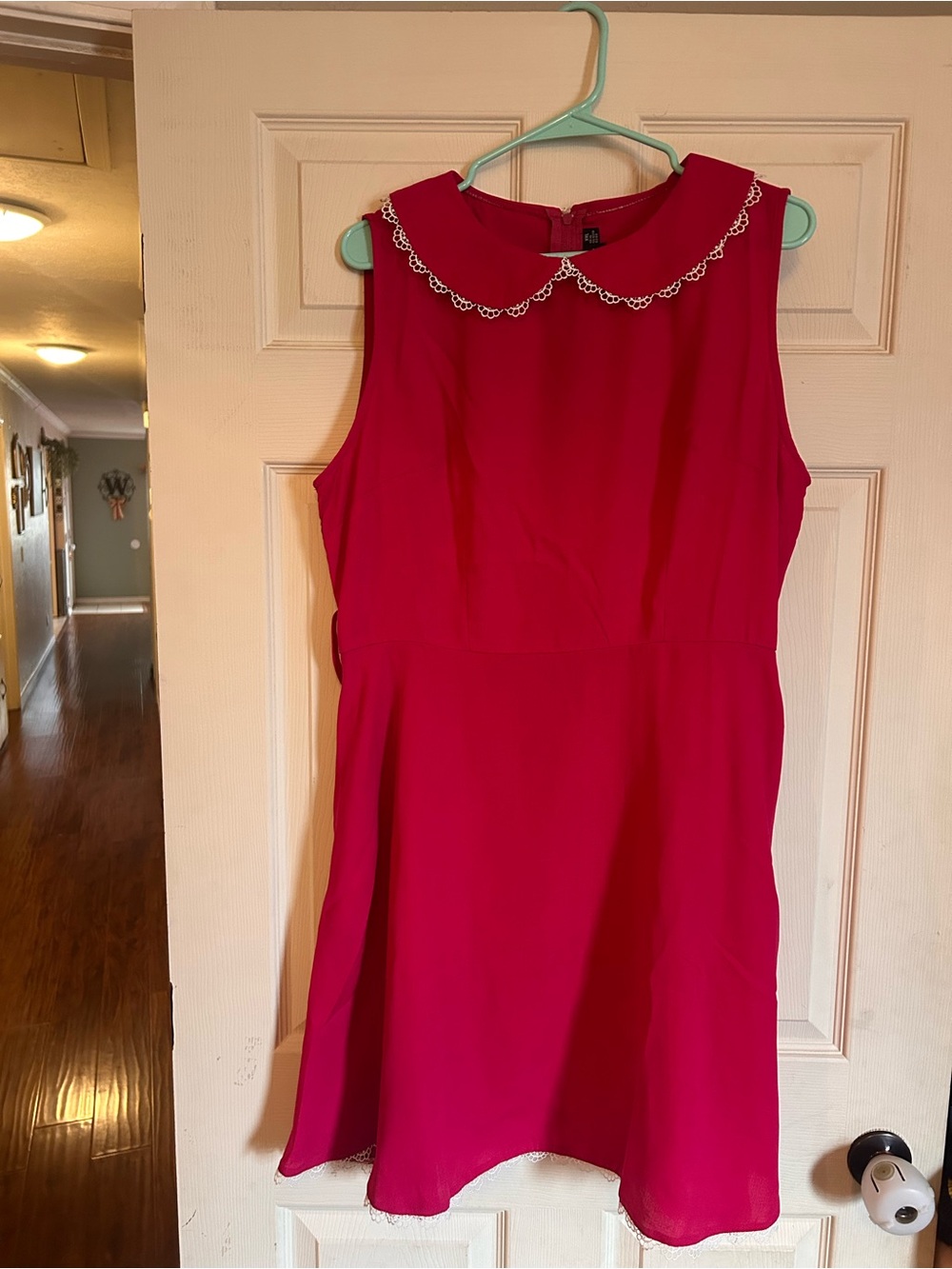 Voodoo Vixen Sleeveless Pink Peter Pan Collar Dress with Belt